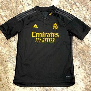 Adidas Real Madrid Jersey 2023 EUC Youth Large 13-14